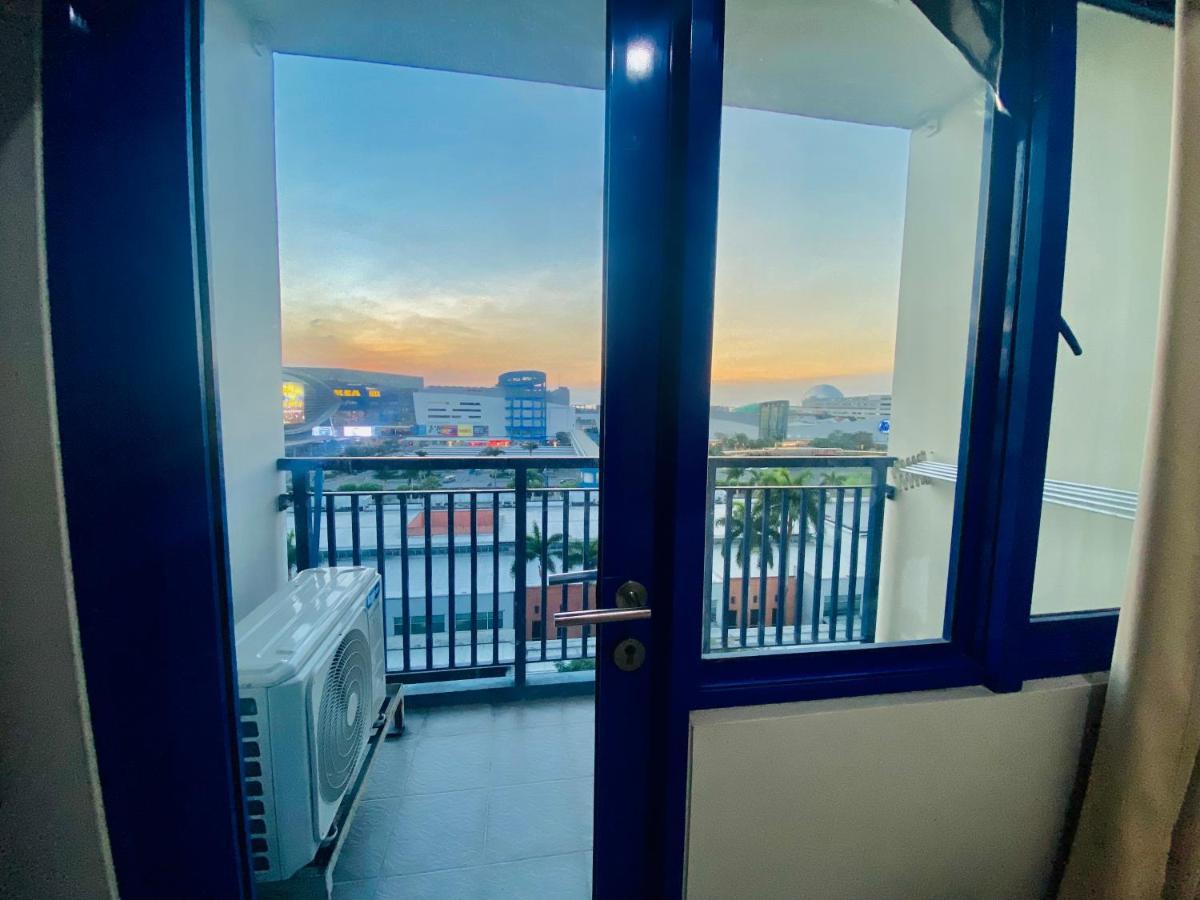 Madison'S Place At Sea Moa Manilla Buitenkant foto